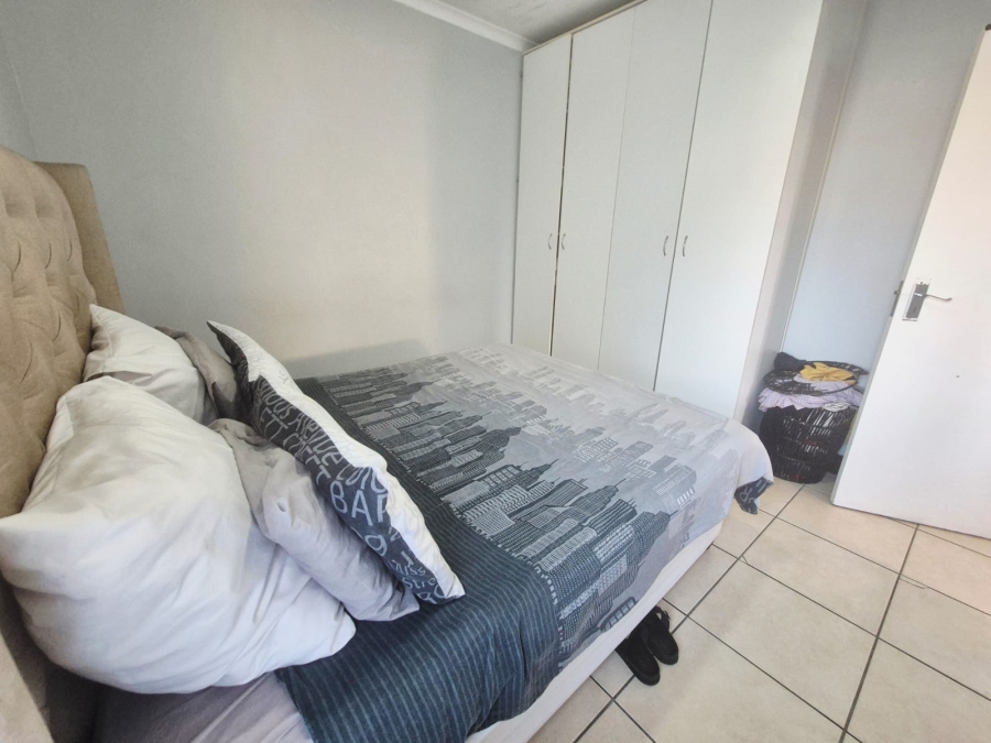2 Bedroom Property for Sale in Parklands Western Cape